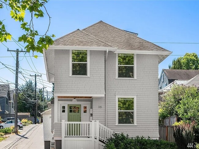 Building Photo - 315 W. McGraw Street
