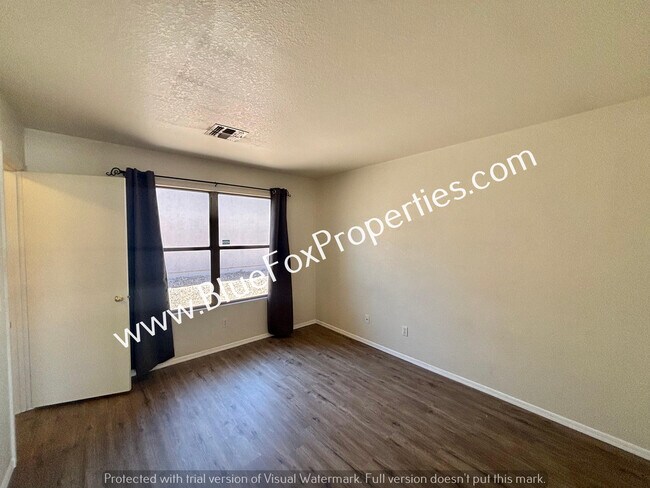 Foto del edificio - 2662 Getchel Pl