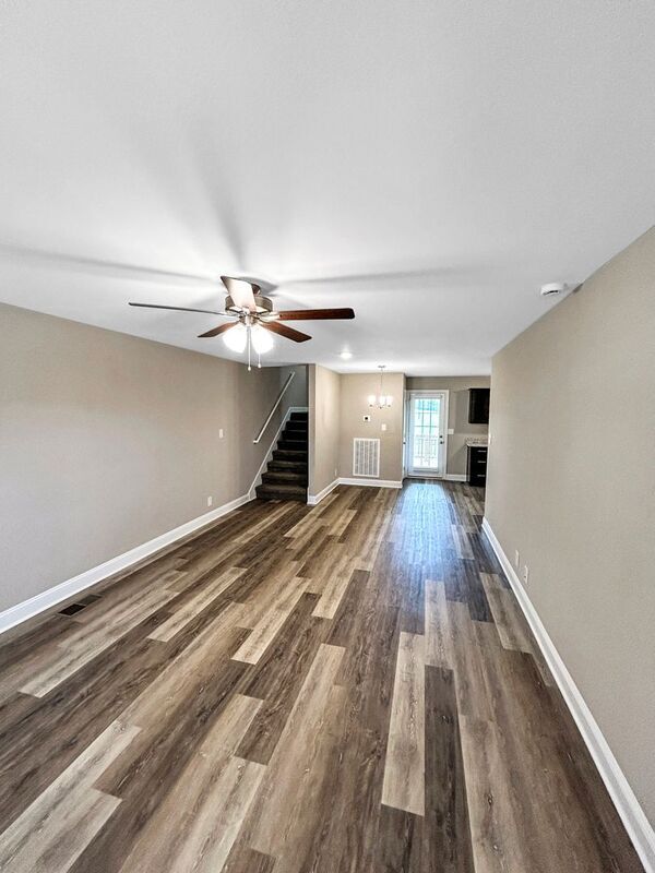 Building Photo - 1252 Cardinal Crk Dr