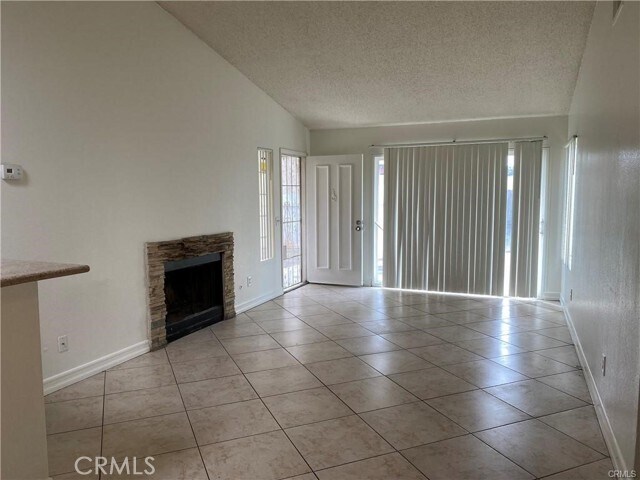 Building Photo - 24046 Aylesbury Dr