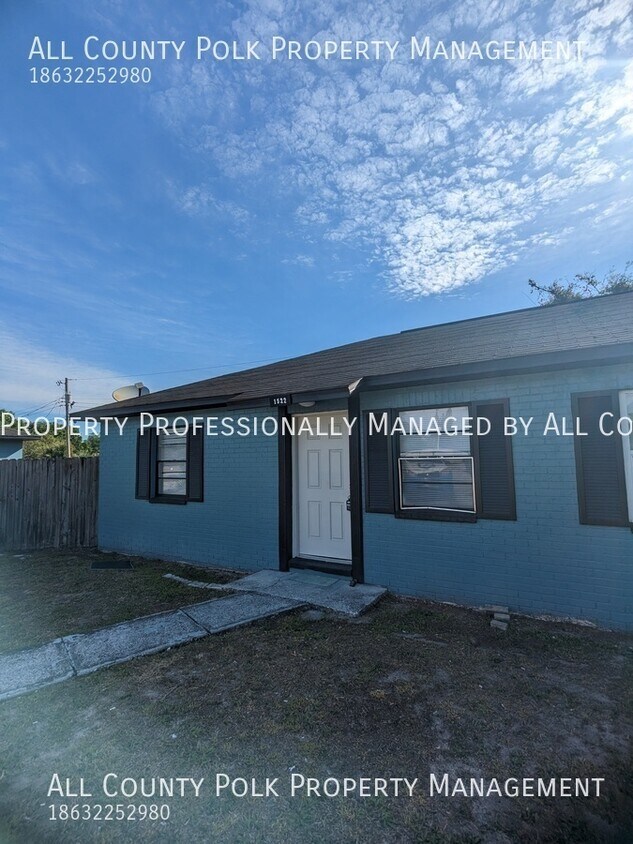 Primary Photo - Spacious & Affordable! Lakeland 2 Bedroom ...