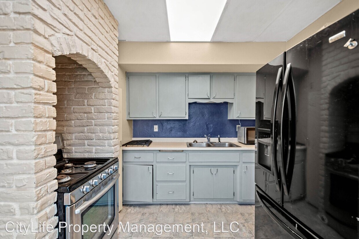 Foto principal - 2 br, 1 bath House - 854 6th Street