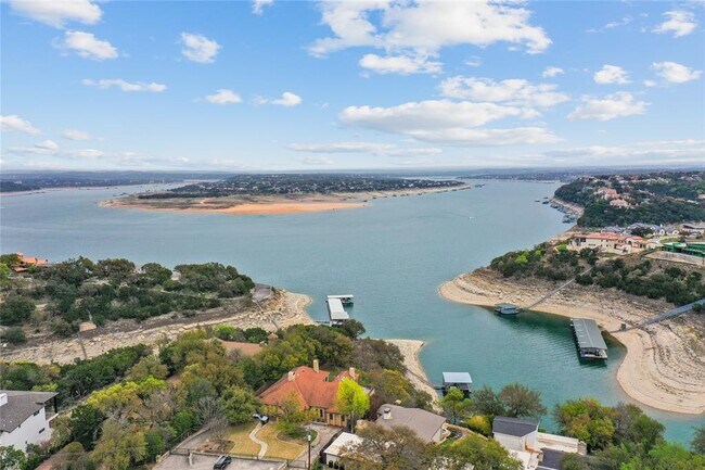 Building Photo - 19315 Summit Glory Trl