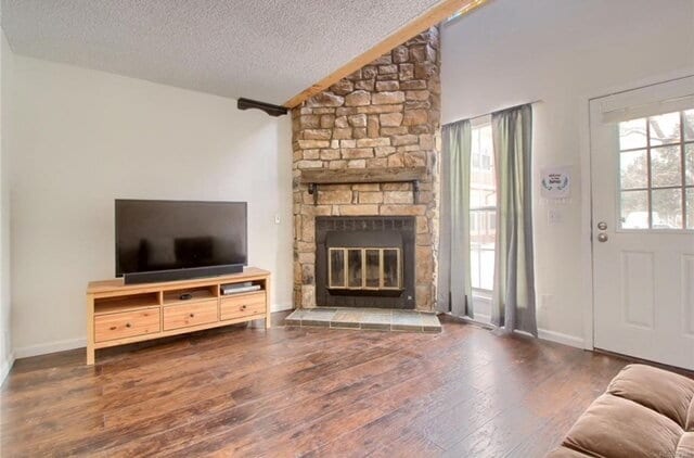 Foto del edificio - Charming Two-story, 1 bed, 1 Bath Townhome...