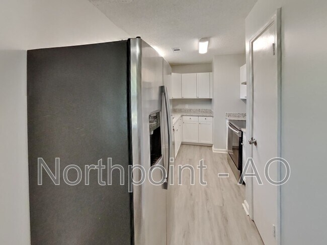 Building Photo - 80 Grove Creek Dr