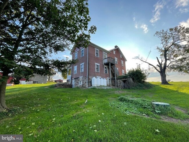 Foto del edificio - 2450 Mummasburg Rd