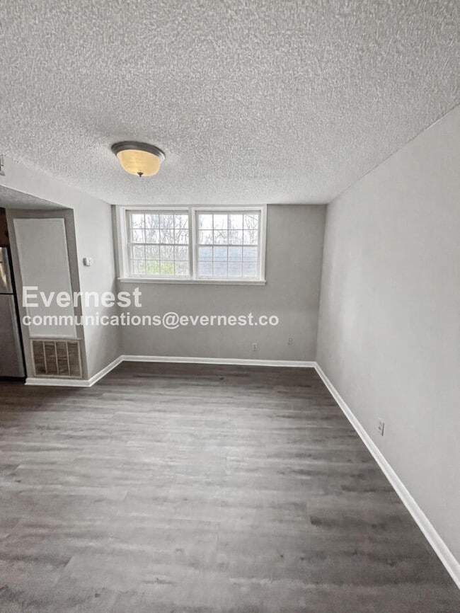 Building Photo - 4274 Sweden Dr