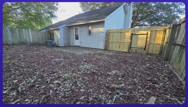Foto del edificio - 1501 Dartmouth Ln