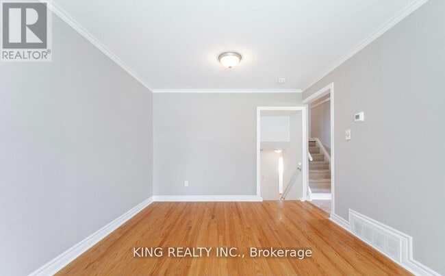 Photo du bâtiment - 43 Grange Dr