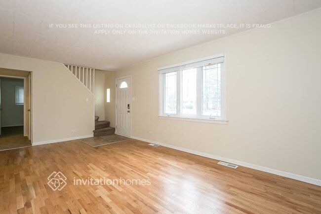 Foto del edificio - 8440 S Lockwood Ave