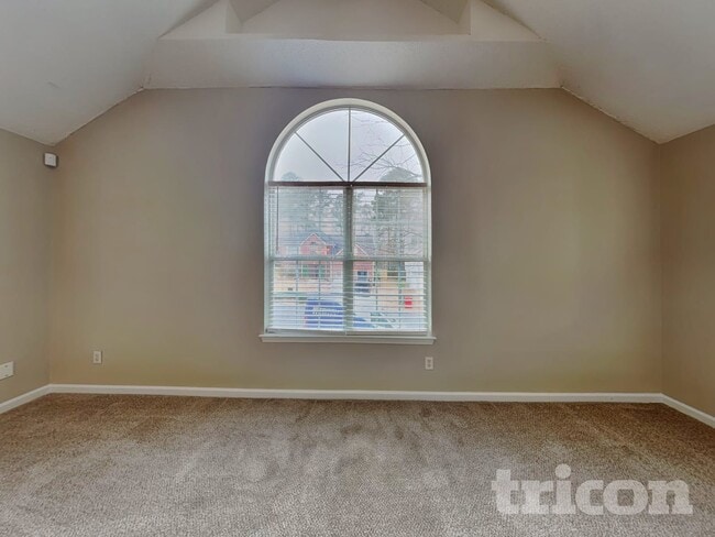 Building Photo - 6053 Crooked Creek Dr.