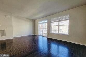 Building Photo - 11032 Blackburn Cove Ln