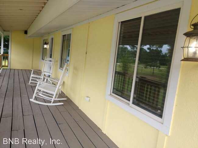 Building Photo - 3 br, 2 bath House - 10025 Pine Island Road