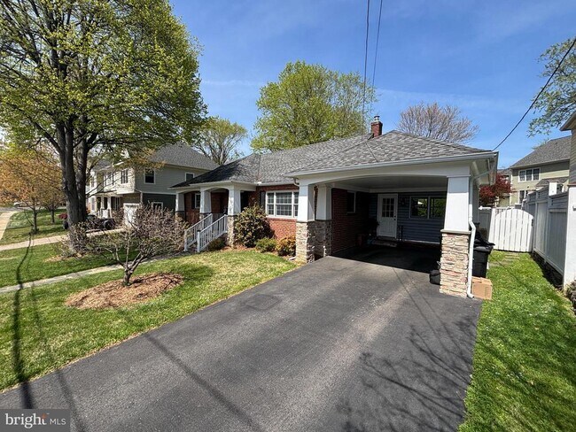 Building Photo - 6413 29th St N