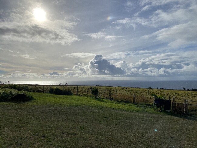 Foto del edificio - Expansive Ocean View & Quiet Country Livin...