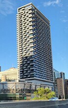 Building Photo - 235 W Van Buren St