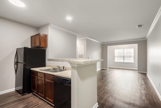 Building Photo - Elements at Rock Hill
