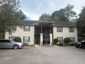 Building Photo - 644 Old Orangeburg Rd