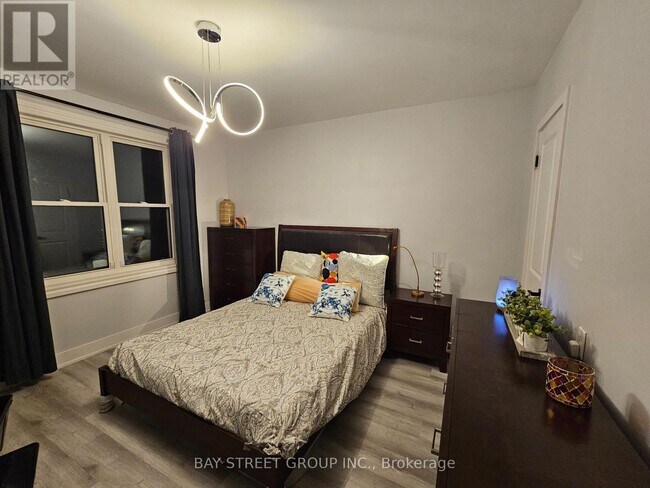 Photo du bâtiment - 46 Lowcrest Blvd