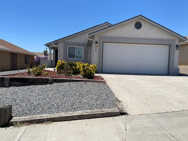 Foto del edificio - 3908 Suntrail Rd NW