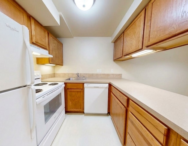 Interior Photo - Heather Ridge