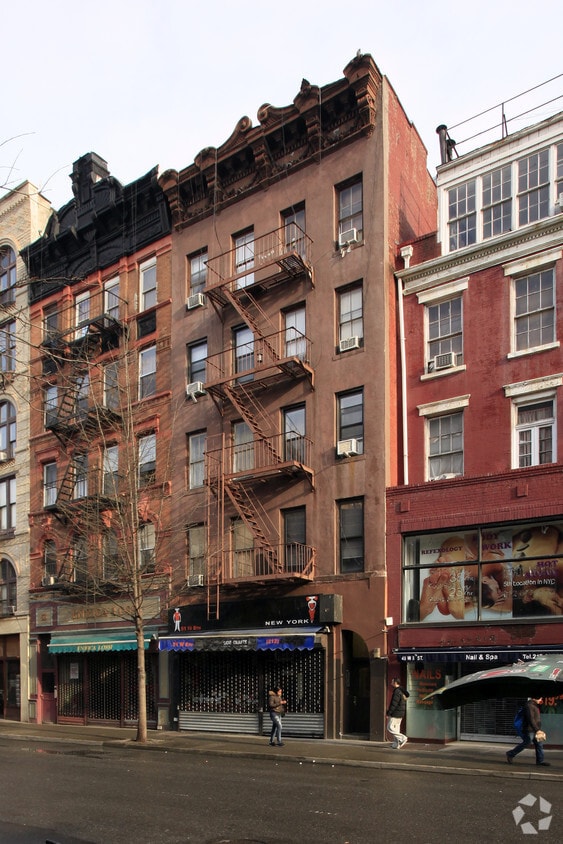 Building Photo - 51 W Eighth St