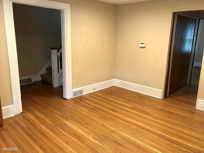 Building Photo - 3 br, 2 bath House - 86 Oakwood Ave