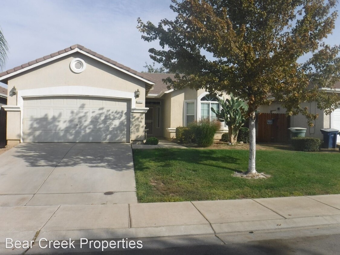 3 br, 2 bath House 2217 Sugarpine House Rental in Merced, CA