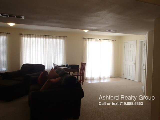 Foto del edificio - 4284 Aryshire Ln