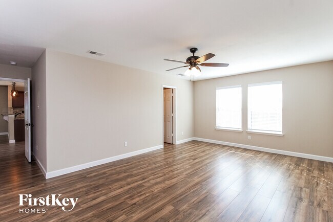 Building Photo - 1409 Laurel Hall Ln