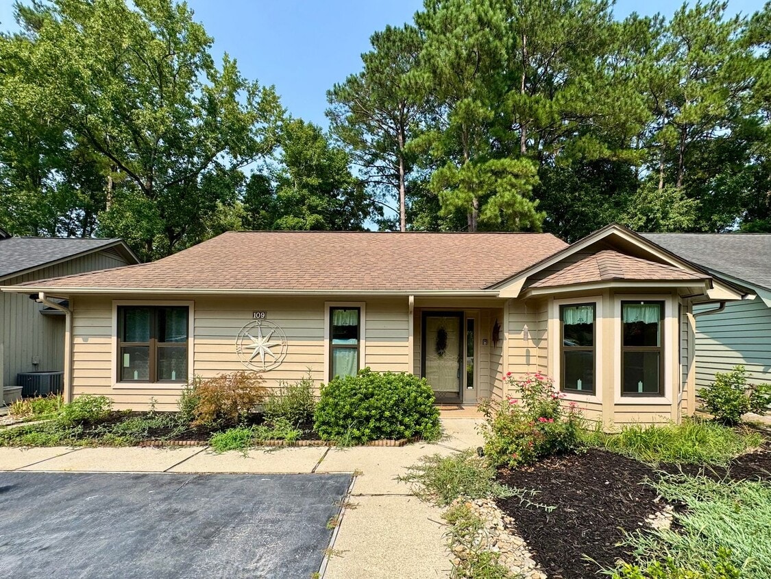 Photo - 109 Hickory Drive