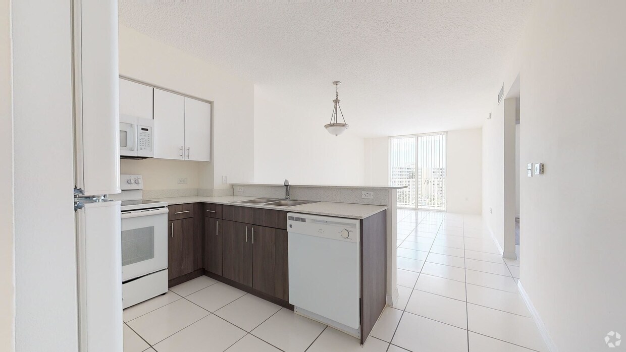 Photo - Miami Riverfront Residences Apartments