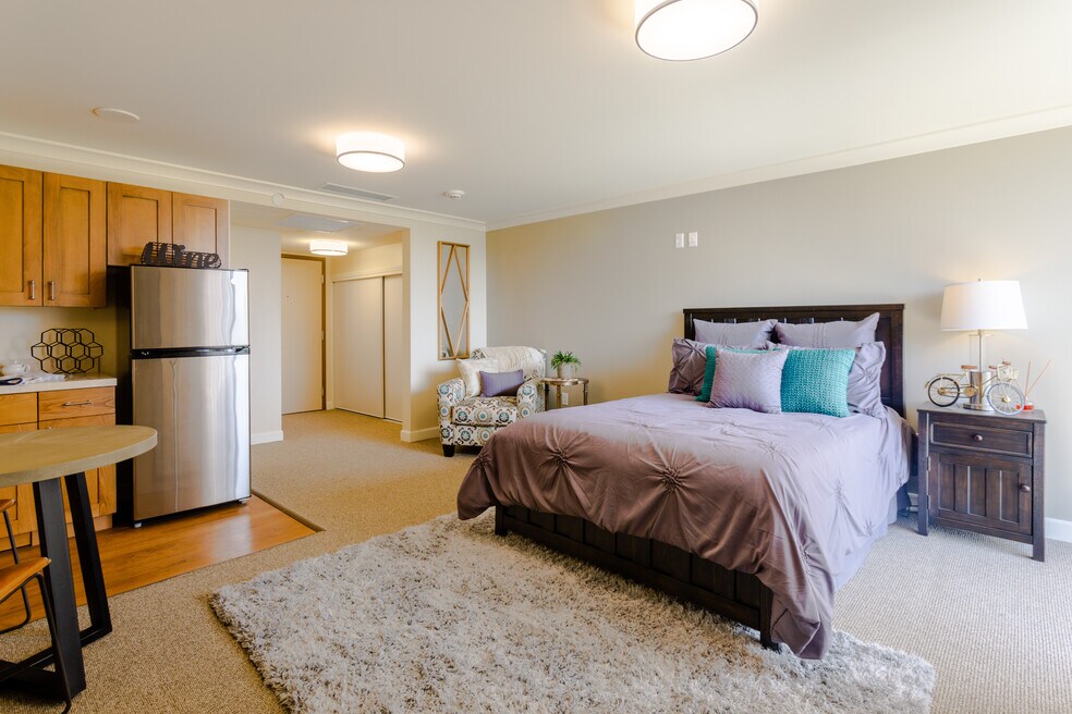 The Meridian at Laguna Hills - 55+ Active Adult Apartments