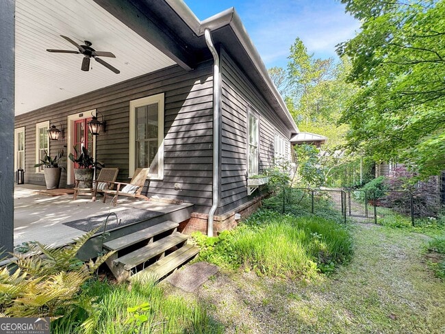 Foto del edificio - 500 Augusta Ln