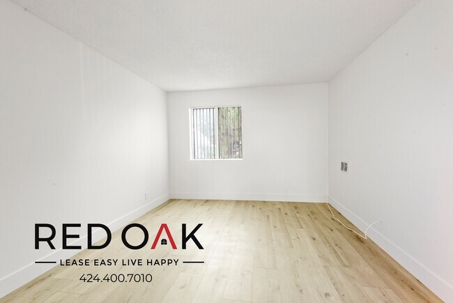 Foto del edificio - Superb One Bedroom Including a Private Bal...