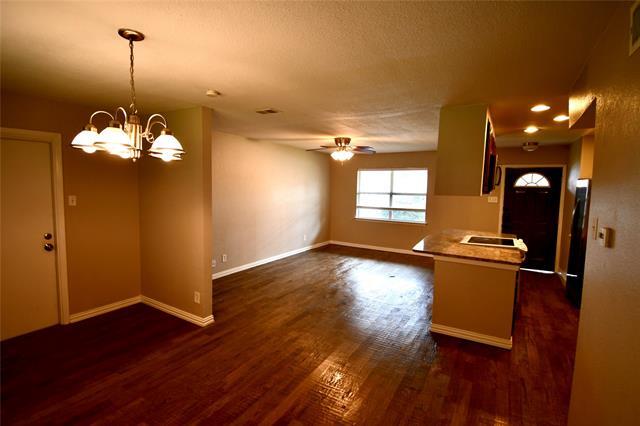 Building Photo - 2625 Fairbrook St