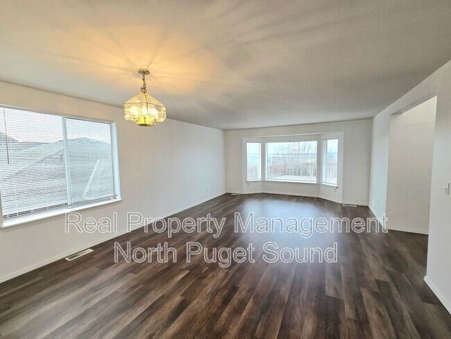 Foto del edificio - 5231 69th Dr NE