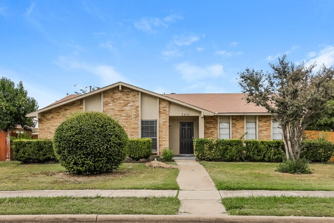 Building Photo - 3401 Aquarius Cir
