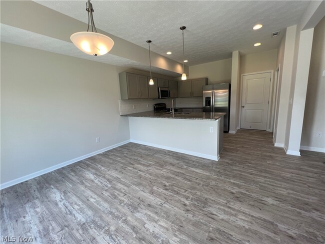 Building Photo - 3468 Magnolia Ln