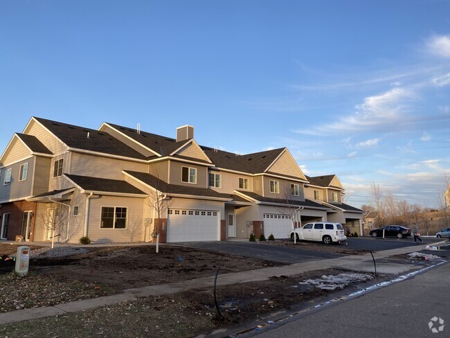 Building Photo - 5808 Overlook Lane