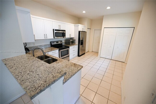 Building Photo - 3963 Orange Tree Ln