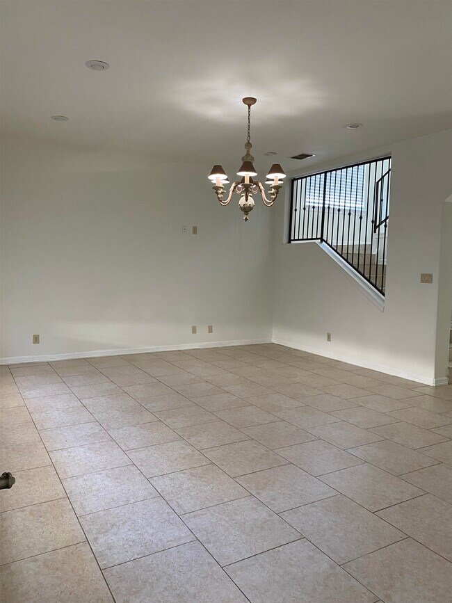 Foto del edificio - 7221 Lake Victoria Rd