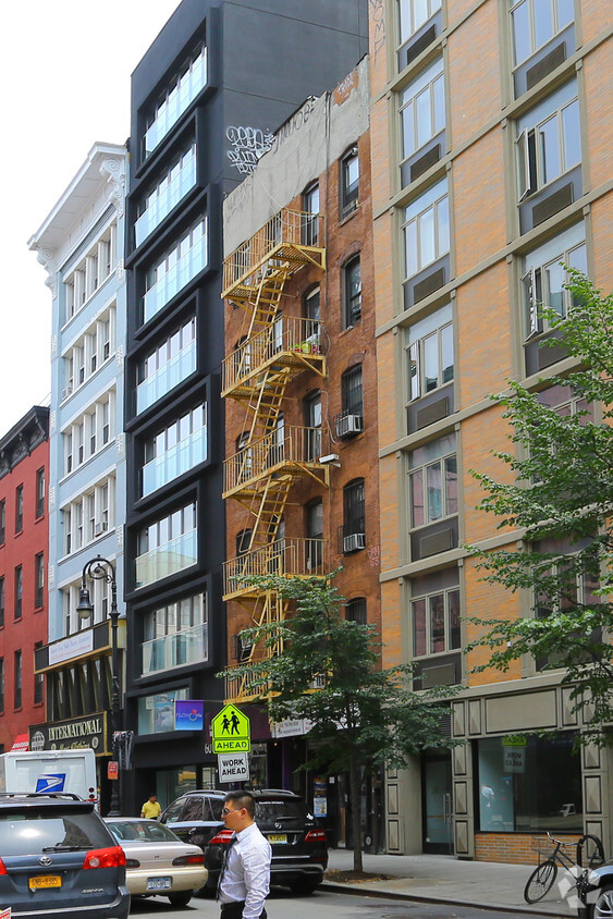 Primary Photo - 58 Orchard St