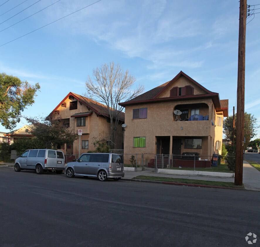 Primary Photo - 2125 Manitou Ave