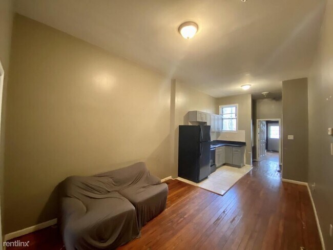 Foto del edificio - 611 N 32nd St