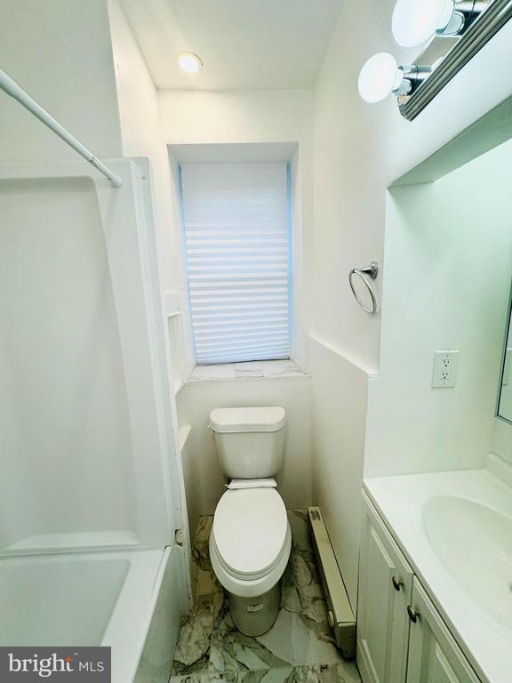 Foto del edificio - 6647 Blakemore St