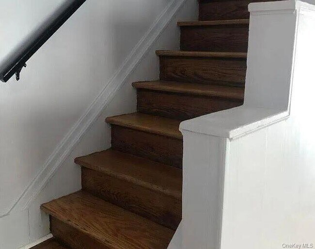 Building Photo - 198 Knickerbocker Ave