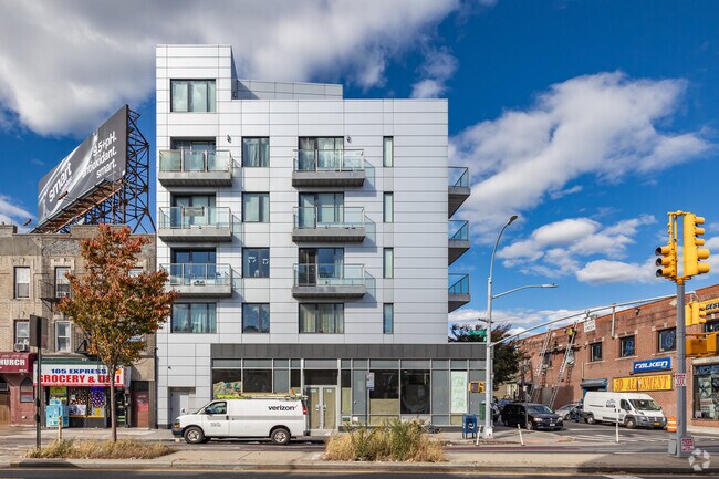 Building Photo - 3260 106th St