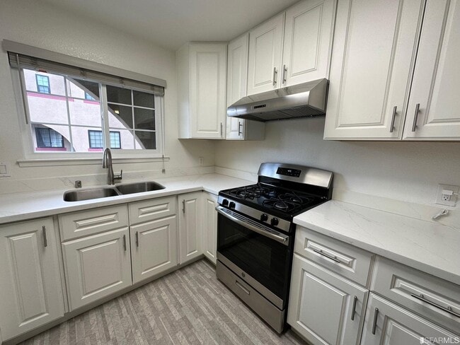 Building Photo - 412 Dorado Terrace