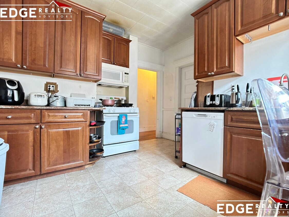 Foto principal - 335 Faneuil St